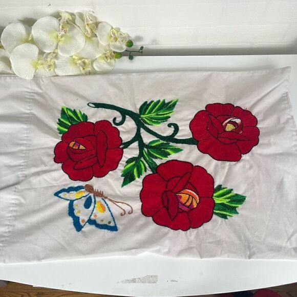 Hand Sewn Pillow Cover size 16x26in - Picture 1 of 9
